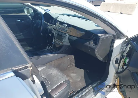 2009 Mercedes-Benz Cls 550 z USA, uszkodzony, nr VIN WDDDJ72X69A153593